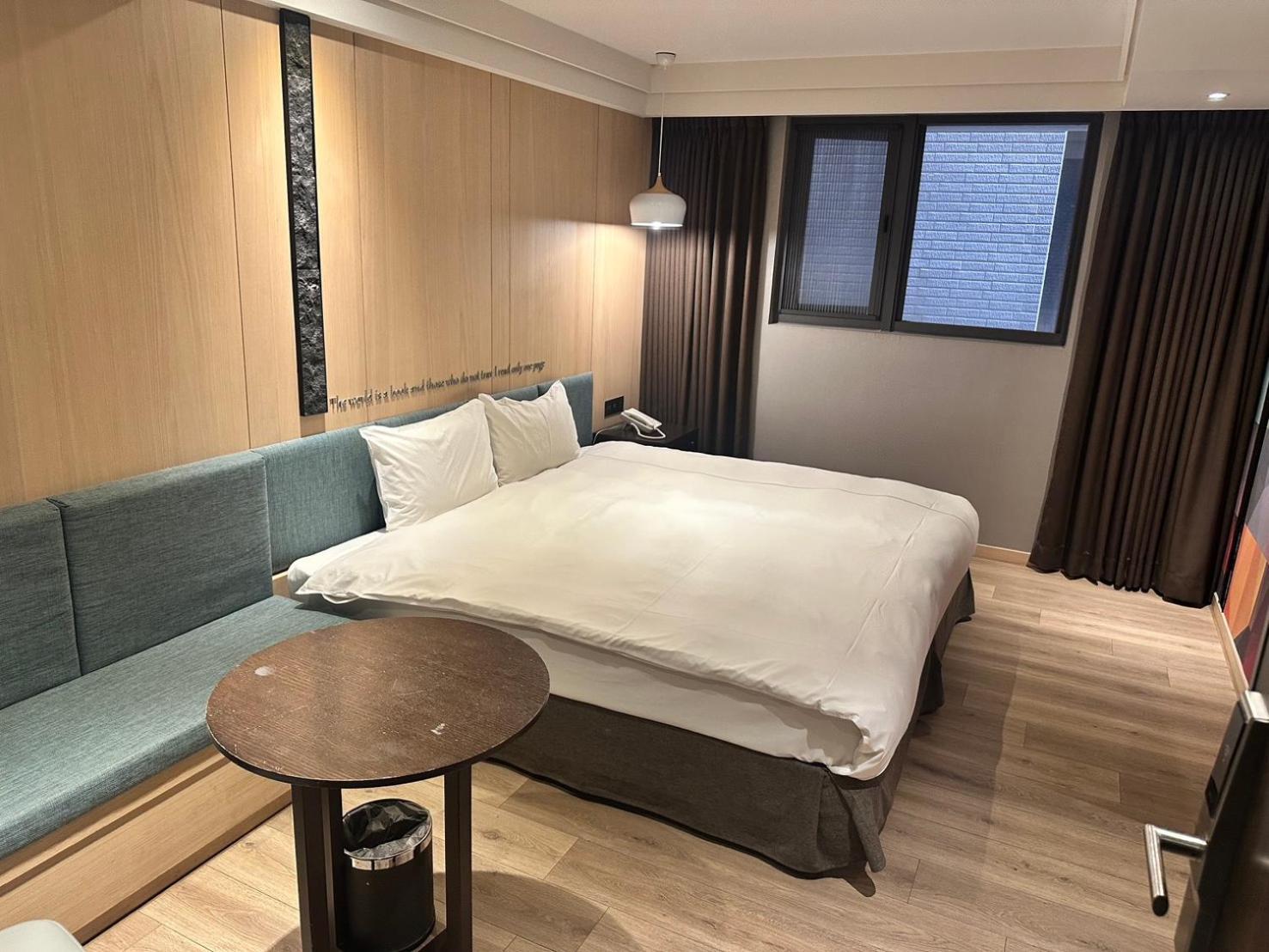Check Inn Taichung Wenxin Zhongqing Экстерьер фото